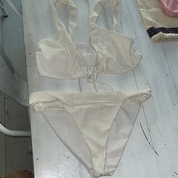Lovers & Friends Revolve Sade White Bikini set Wraparound Tie Closure Ribbed M - Picture 5 of 11